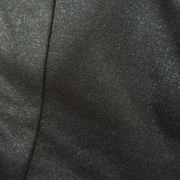 Cute sleeveless peplum top - Picture 5 of 6